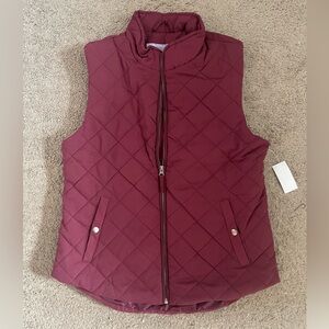 Laura Scott burgundy puffer vest size large (NWT)